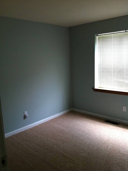 Bed 1 - 5 Anthonys Way