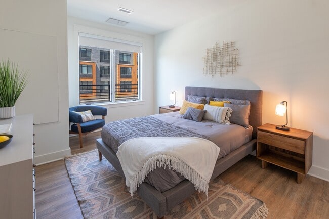 Building Photo - 604 Frank E Rodgers Blvd S