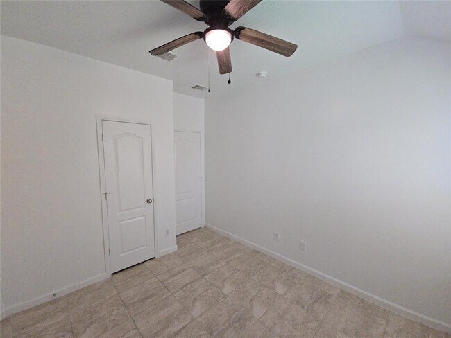 Building Photo - 1306 Squire Dr