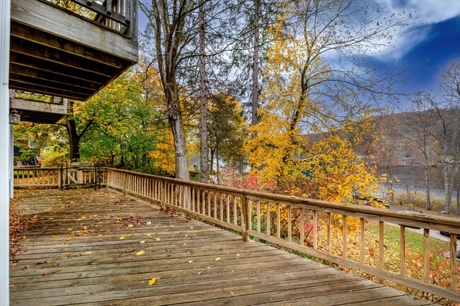 Building Photo - 14 Clearview Terrace