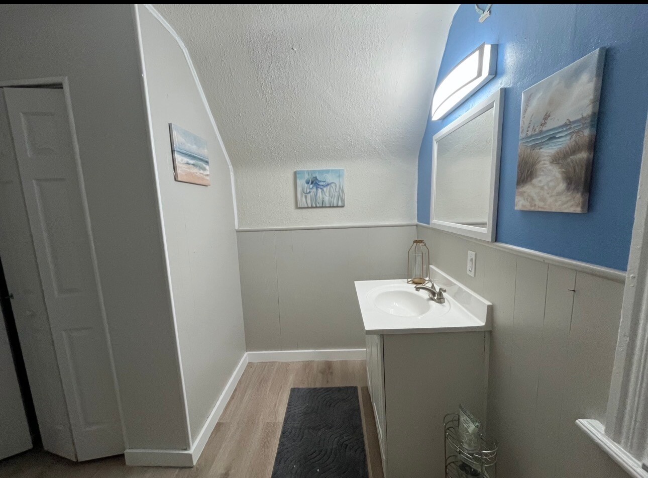 Building Photo - 422 Seward St