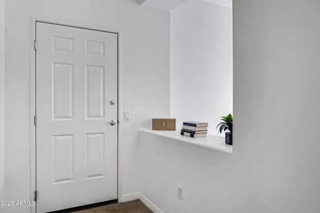 Building Photo - 2989 N 44th St