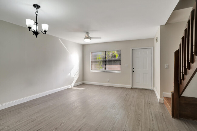Building Photo - 9775 Riverside Dr
