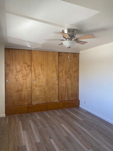 Building Photo - 15687 Cranbrook St