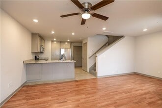 Building Photo - 3410 SW Vel Mews