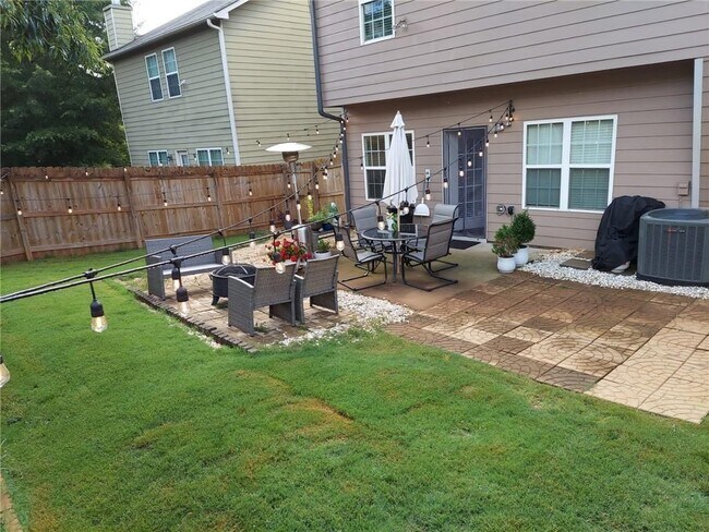 Building Photo - 5240 Cedar Shoals Dr