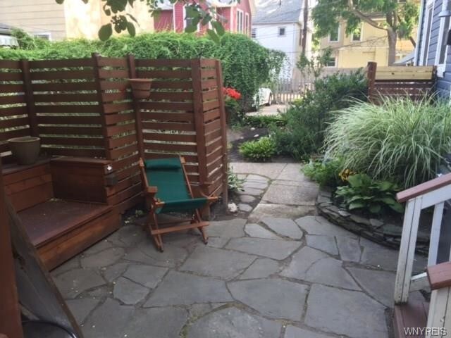 Building Photo - 421 Ashland Ave