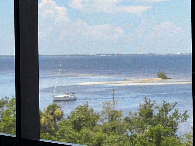 Building Photo - 3321 Sunset Key Cir
