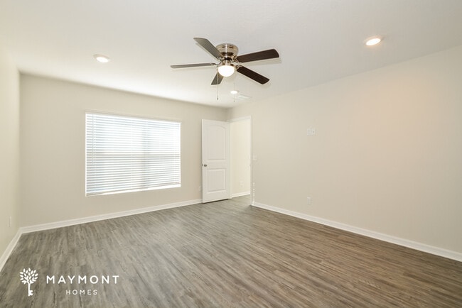 Building Photo - 310 Judy Ln