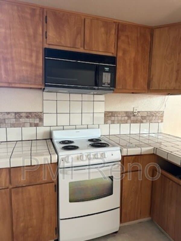 Building Photo - 16200 Mt Rose Hwy