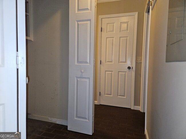 Building Photo - 313 Palomino Path