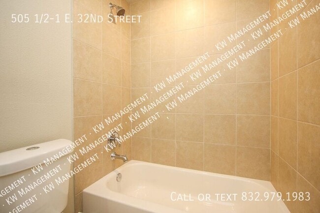 Building Photo - 505 1/2-1 E. 32Nd Street-