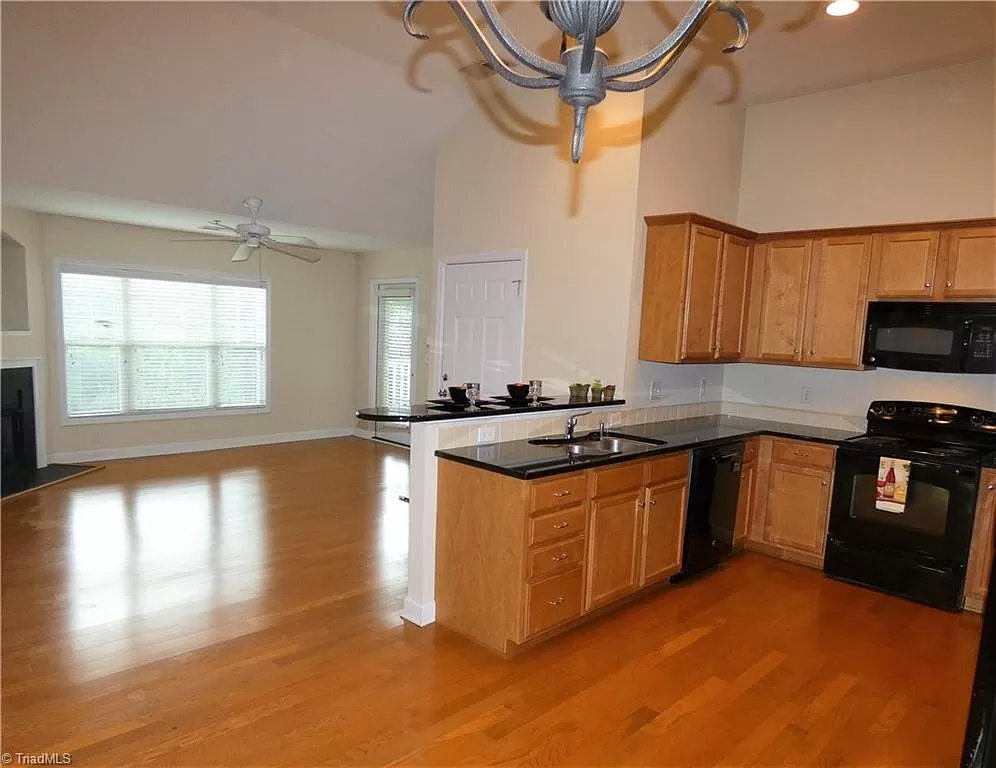 Building Photo - 4722 Tatton Park Cir