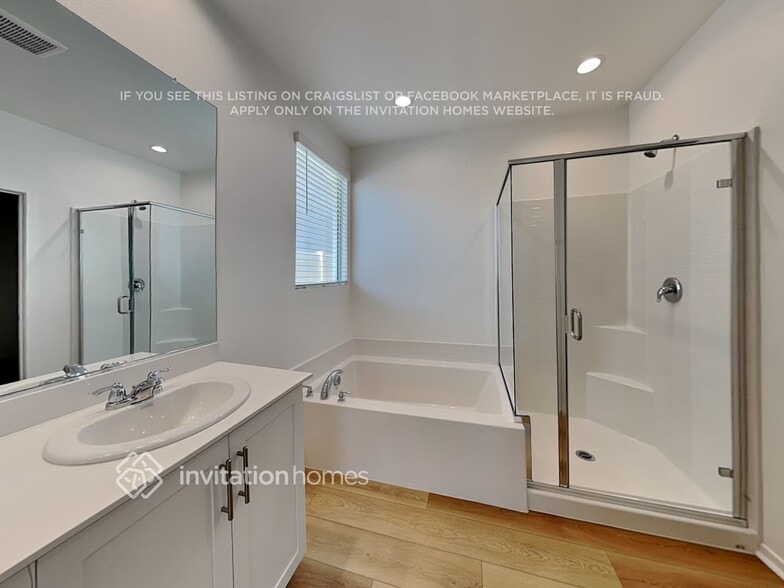 Building Photo - 25153 Mountain Violet Wy