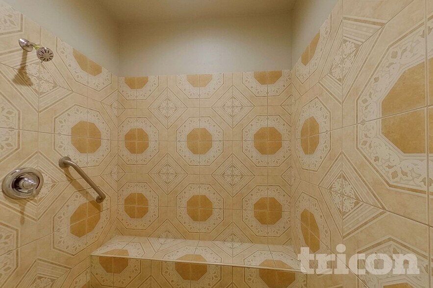 Building Photo - 1617 Baugh St