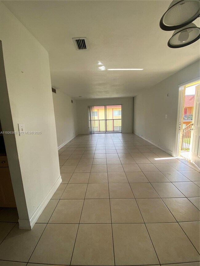 Building Photo - 2840 NW 55th Ave