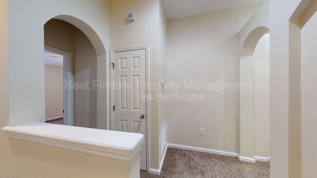 Building Photo - 13339 Solar Dr