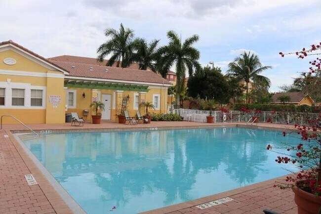 Building Photo - 1130 Shoma Dr