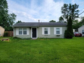 Building Photo - Fully Renovated 3 Bed Home in Southwest Champaign