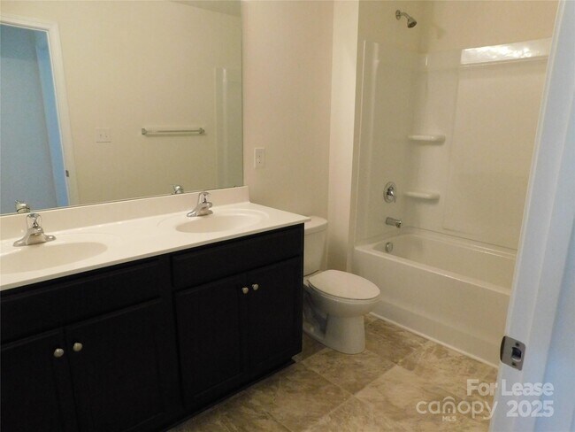 Building Photo - 3995 BETHESDA Pl