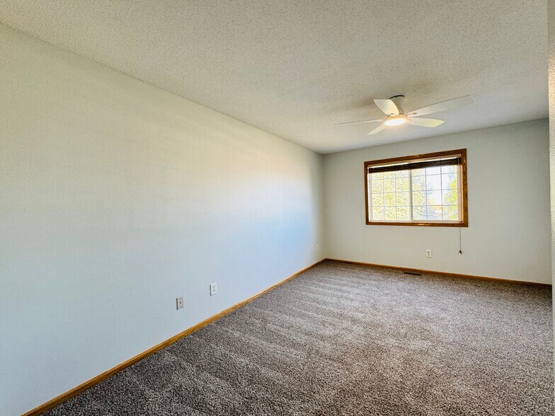 Building Photo - 7425 Wistful Vista Dr