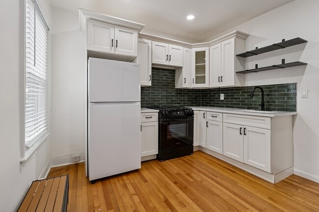 Building Photo - 12 Station Rd