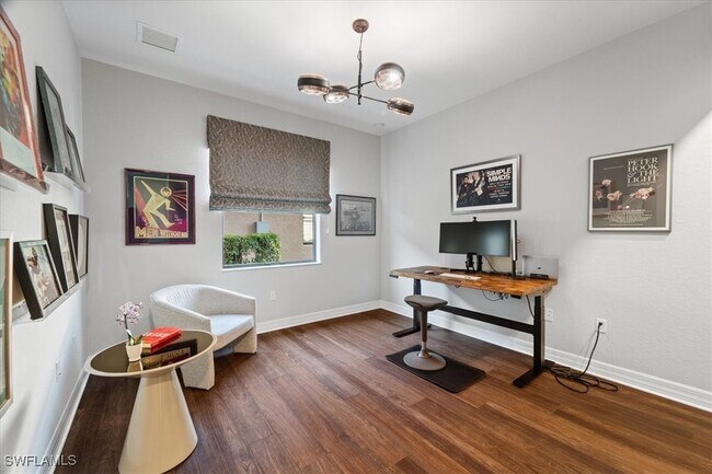Building Photo - 13884 Luna Dr