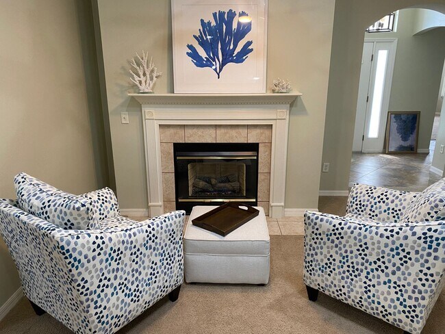 Building Photo - SEASONAL RENTAL in Glenview - 3 Beds, 2 Ba...