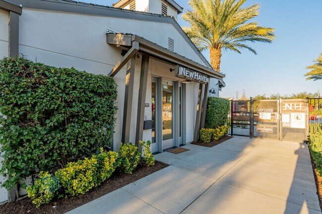 Building Photo - 3250 E Yountville Dr