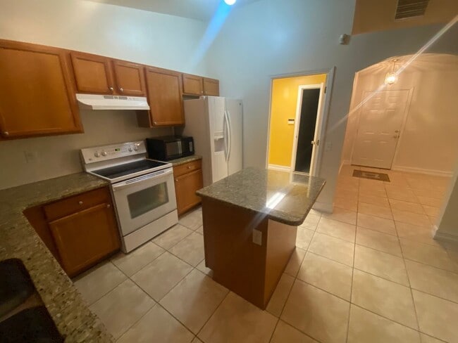 Building Photo - 909 Gateshead Ct