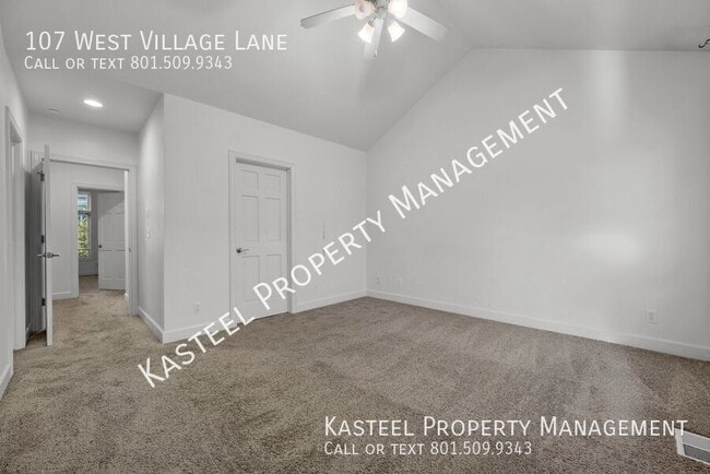 Building Photo - 107 W Village Ln