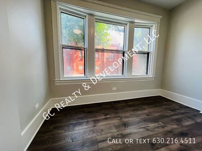 Building Photo - 6401 S Eberhart Ave