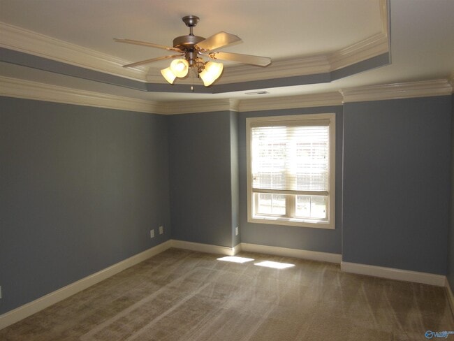 Building Photo - 2604 Little Cove Rd