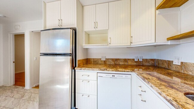 Building Photo - Beautiful 2 Bedroom 2 Bathroom Single Fami...