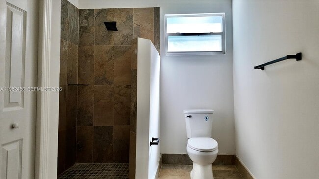 Building Photo - 1721 Fletcher St