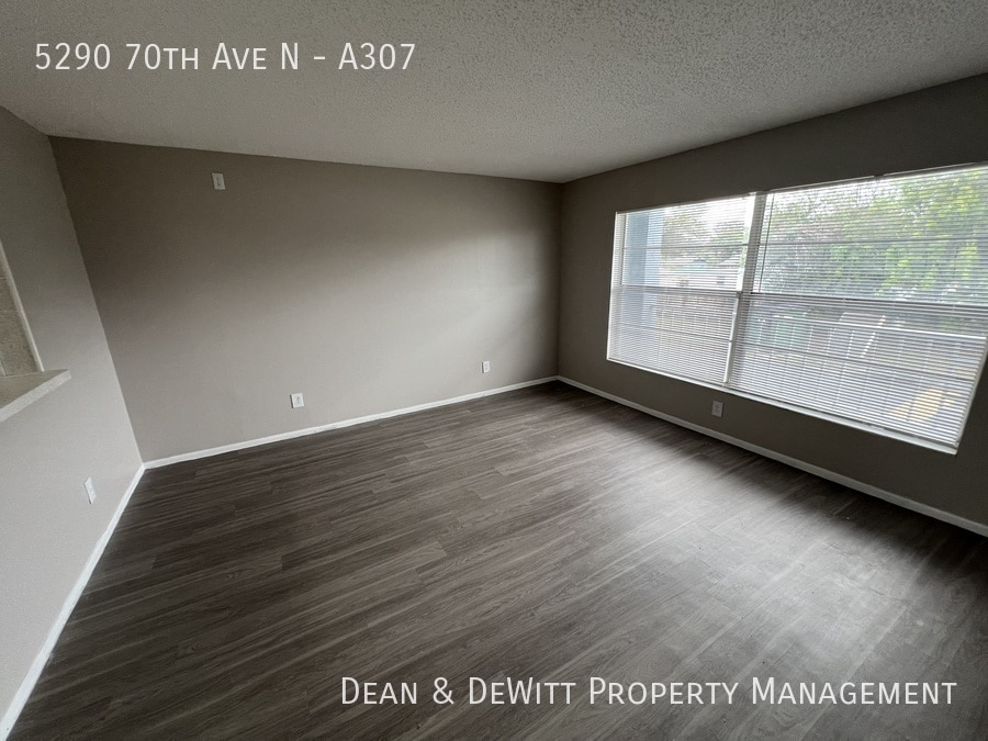 Building Photo - 1 Bed/1 Bath - Unit A307