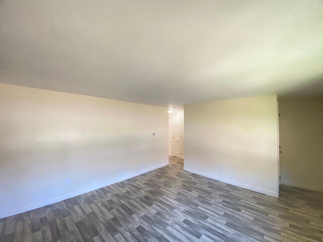 Building Photo - 94 Millville St