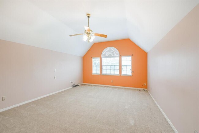 Building Photo - 4003 Bountiful Crest Ln