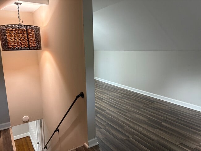 Building Photo - 3 Bedroom, 3 Bathroom House in Winston-Salem!