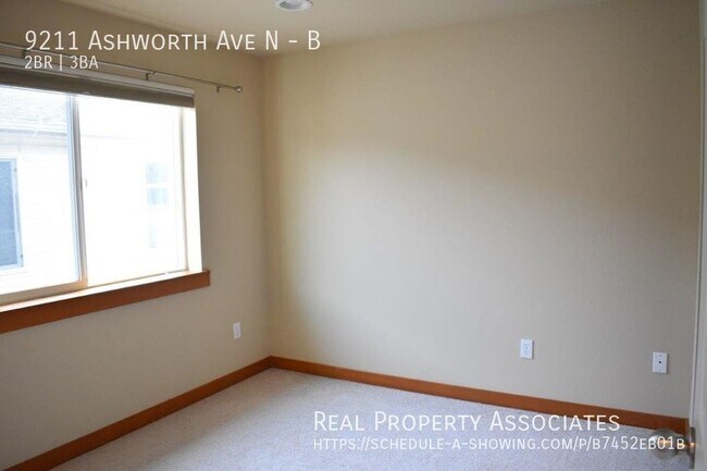 Building Photo - 9211 Ashworth Ave N