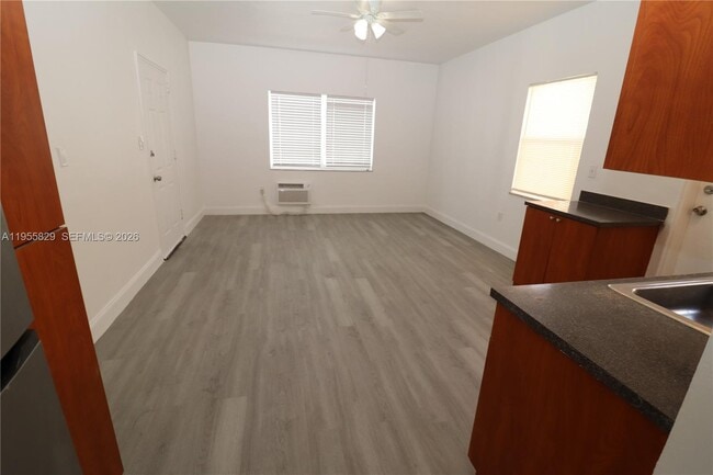 Building Photo - 835 83rd St