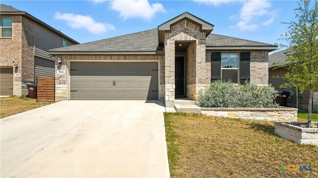 Primary Photo - 3154 Charyn Wy