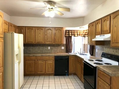 Building Photo - Nice 3 Bedroom Home with Countryside Commu...