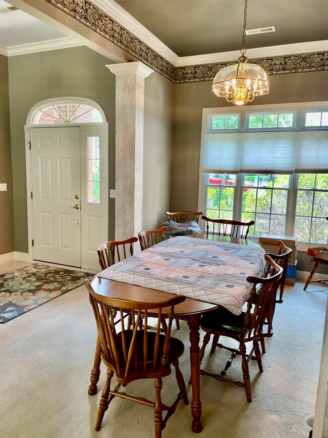 Building Photo - 4900 Royal Lytham Dr