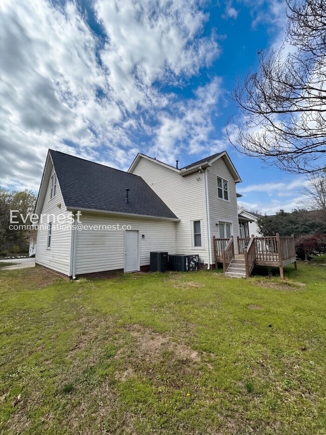 Building Photo - 1356 Mistletoe Ridge Pl NW