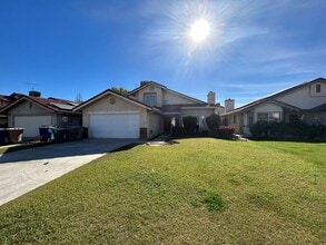 Building Photo - Beautiful 4 Bed / 2.5 Bath Silver Creek Home w/ RBP & $0 Deposit Option