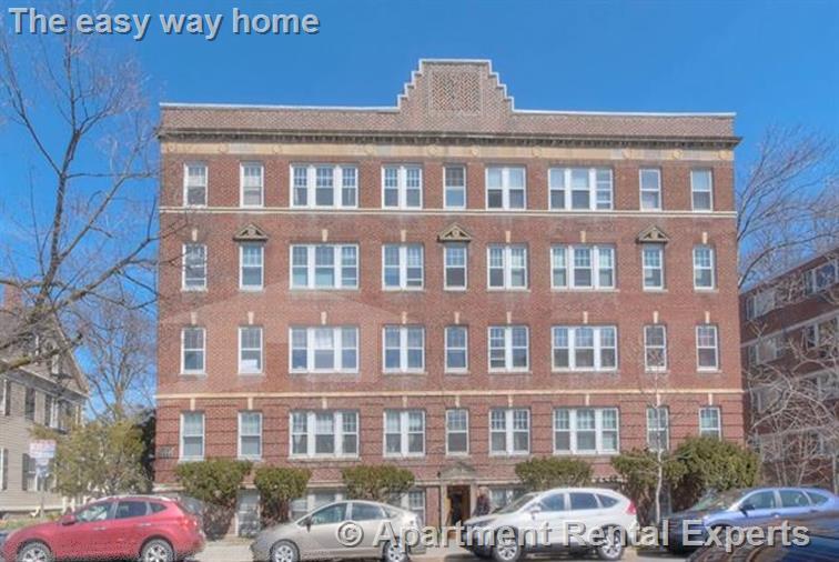 Building Photo - 1699 Cambridge St