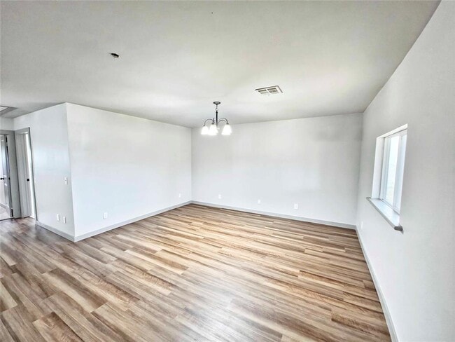Building Photo - 2750 Cobalt Ct NW