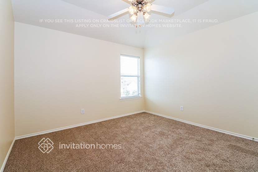 Building Photo - 9217 Askew St