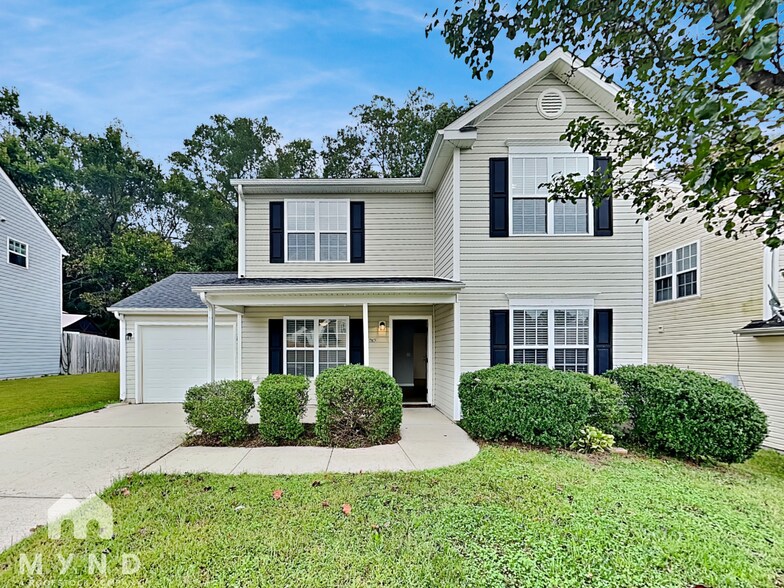 Primary Photo - 4702 Mallard Creek Dr